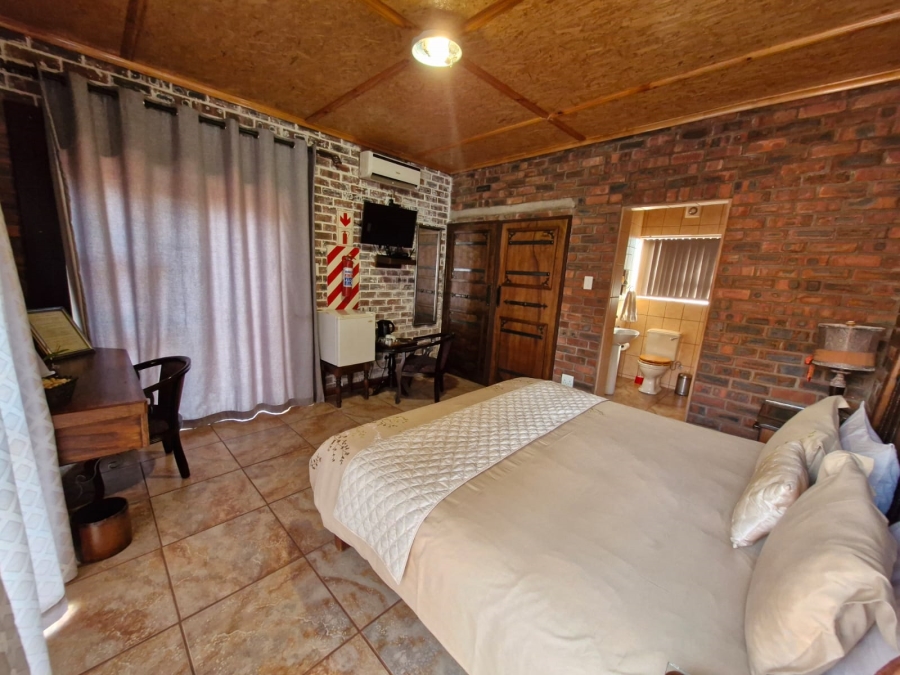 10 Bedroom Property for Sale in Kathu Northern Cape